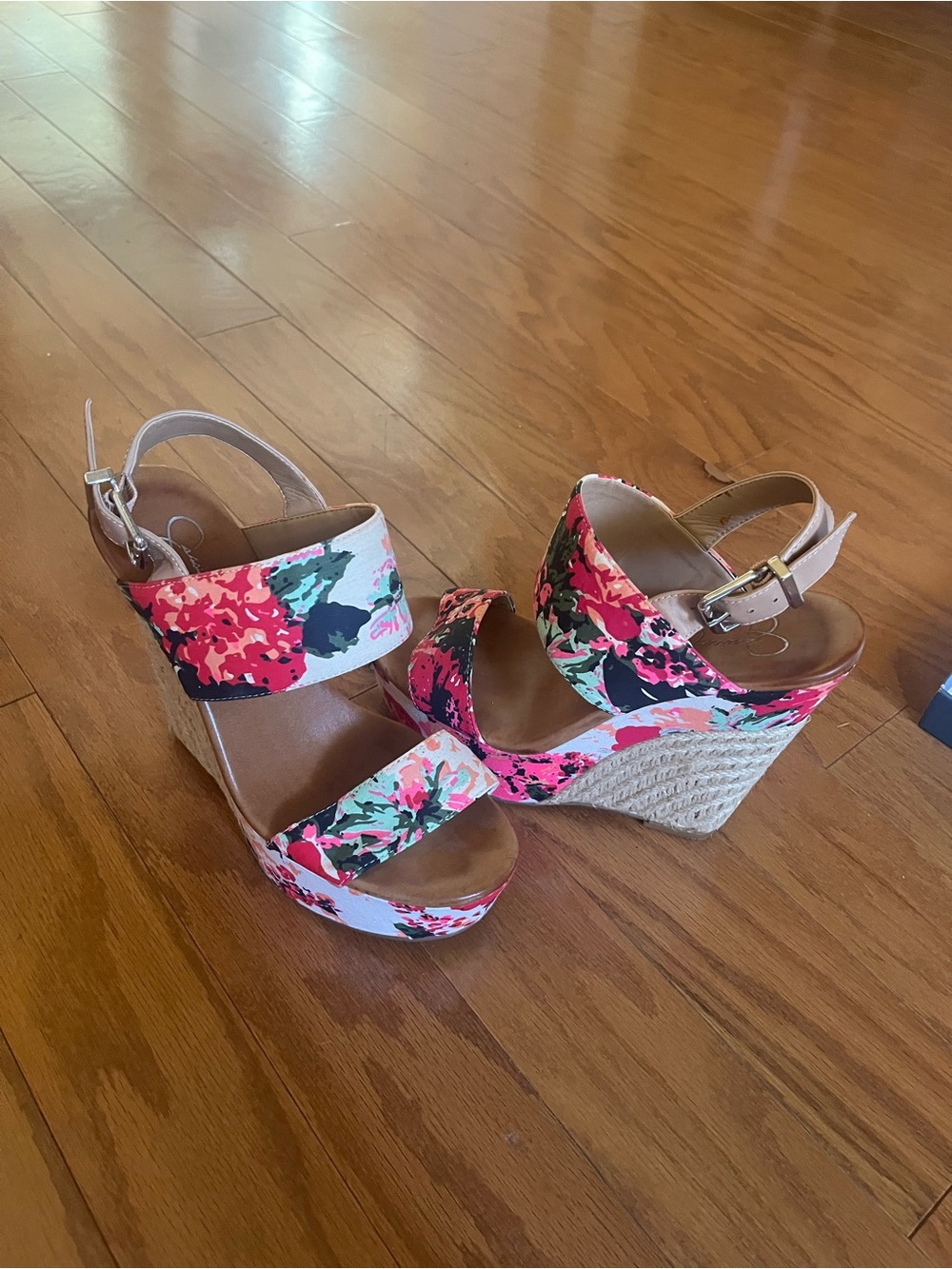 Floral Wedges - Picture 5 of 5